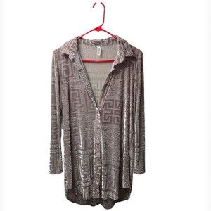 Laqueen USA dress/ shirt light brown size medium, long sleeves, light weight